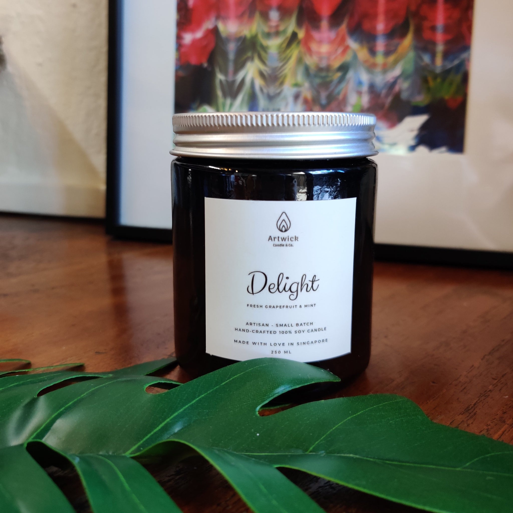 Delight scented candle - Fresh Grapefruit and Mint
